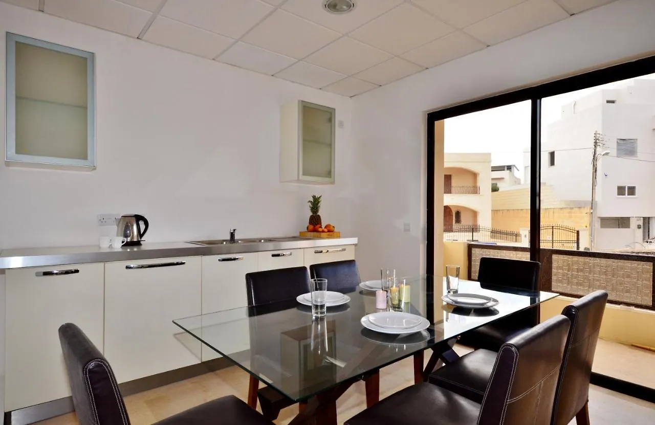 City Living Suite Tk2 Rm 1 Saint Julian's 0*,  Malta